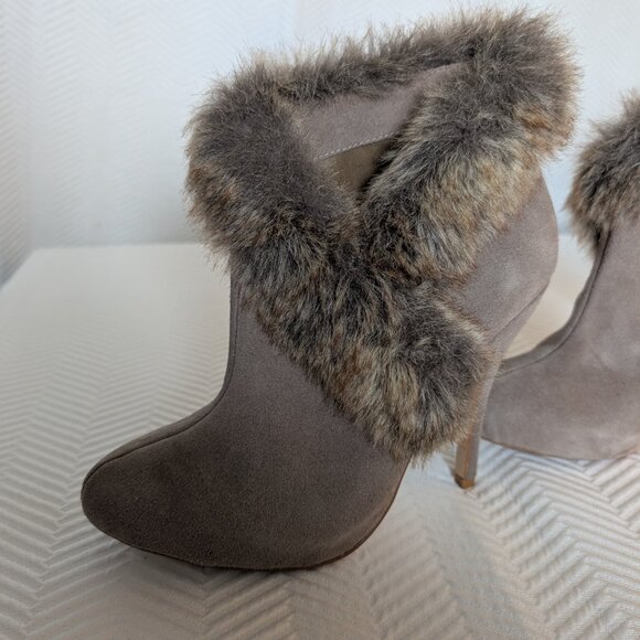 Colin Stuart Suede Faux Fur Stiletto Booties Y2K Size 8 New Neutral - Picture 9 of 13